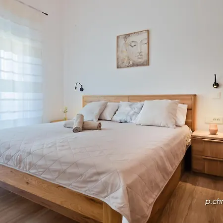 Giannis Apartments Diafani Exterior photo