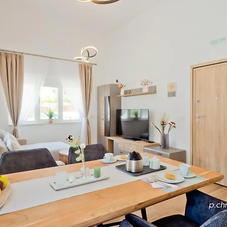 Giannis Apartments Diafani Exterior photo