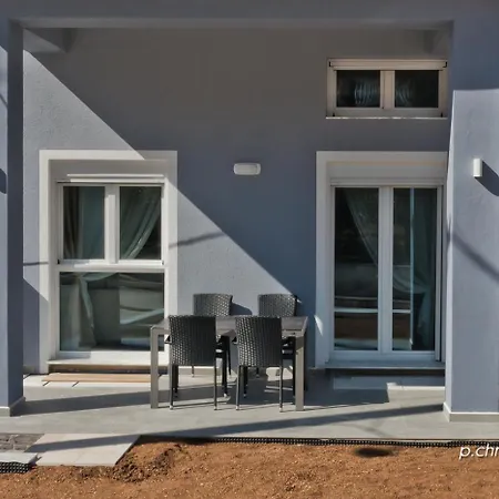 Giannis Apartments Diafani Exterior photo