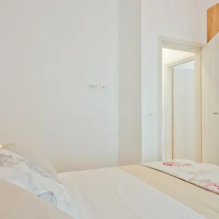 Giannis Apartments Diafani Exterior photo
