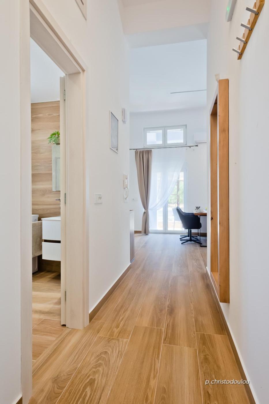 Giannis Apartment *